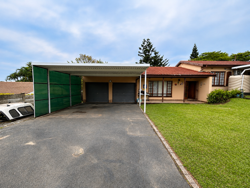 Spacious 3-Bedroom Family Home with Pool & Granny Flat | Ashley, Pinetown - Photo 2