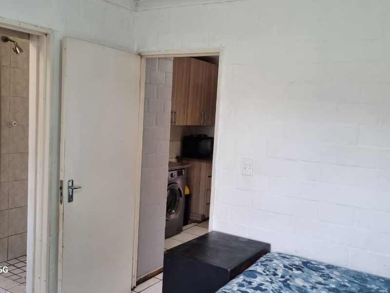 1 Bedroom Apartment For Rent in Table vIew - Photo 6