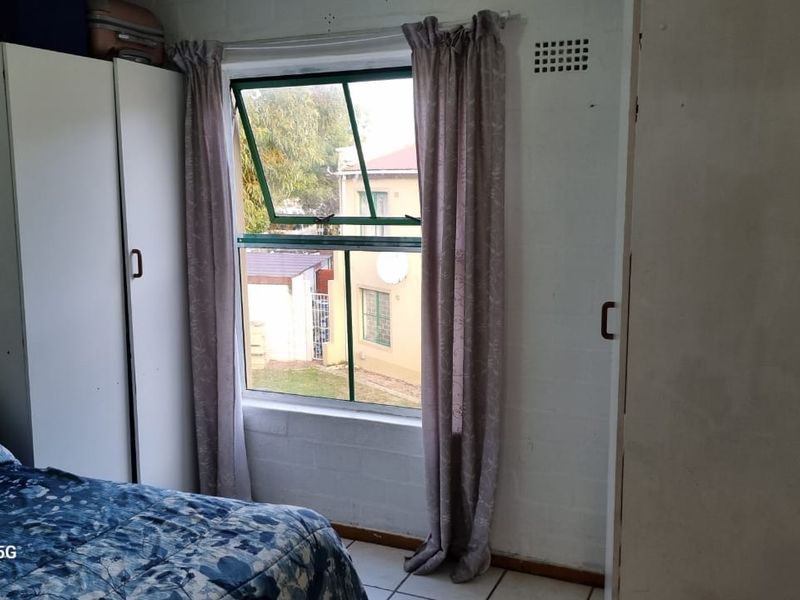 1 Bedroom Apartment For Rent in Table vIew - Photo 5