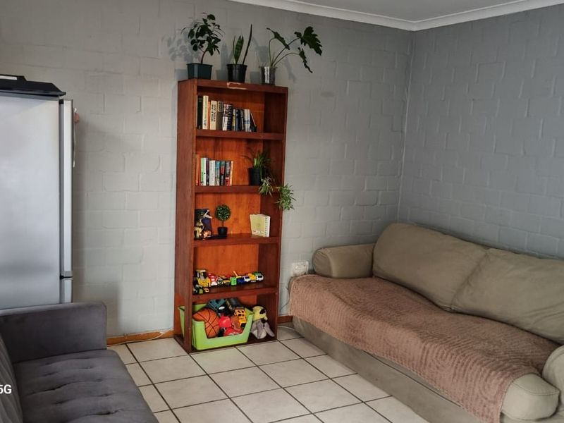 1 Bedroom Apartment For Rent in Table vIew - Photo 2