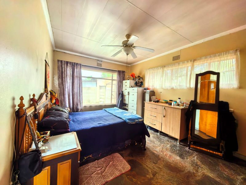 Family house for sale in Sasolburg, walking distance to schools - Photo 9