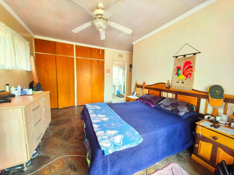 Family house for sale in Sasolburg, walking distance to schools - Photo 8