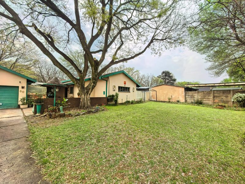 Family house for sale in Sasolburg, walking distance to schools - Photo 2