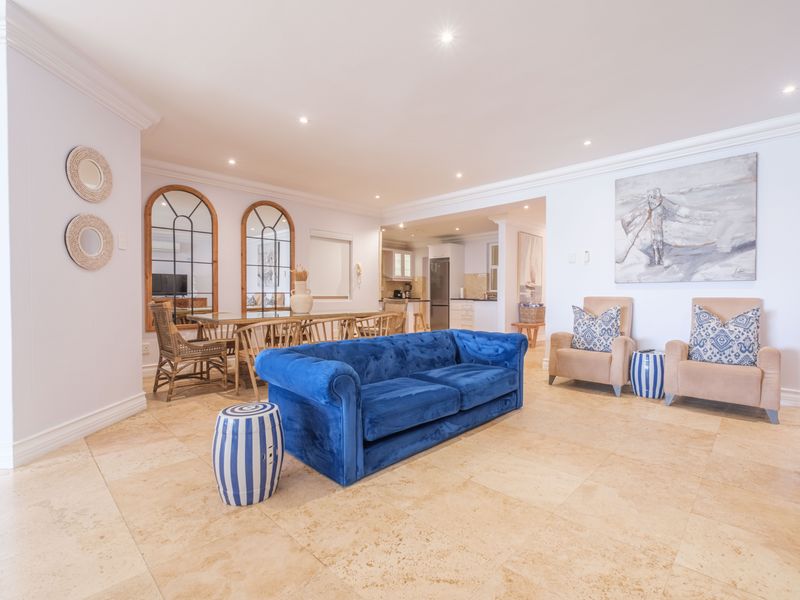 Magnificent 4-Bedroom Beachfront Apartment | Fully Furnished Experience Luxury right on the Beach - Photo 3