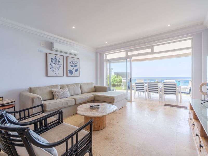 Magnificent 4-Bedroom Beachfront Apartment | Fully Furnished Experience Luxury right on the Beach - Photo 2