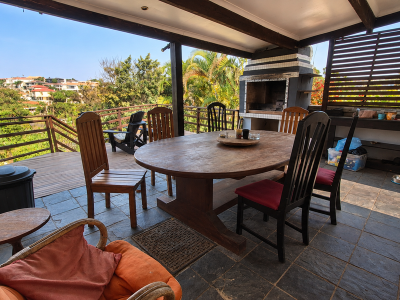 Steps From The Beach, Space For The Whole Family To Love - Photo 5