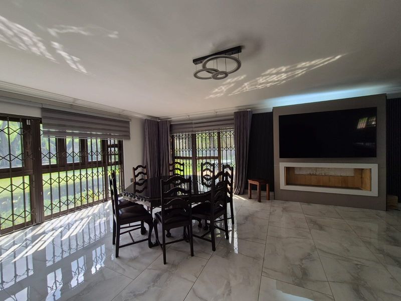 !ICONIC RIVERFRONT ESTATE WITH BUSINESS RIGHTS! - Photo 2