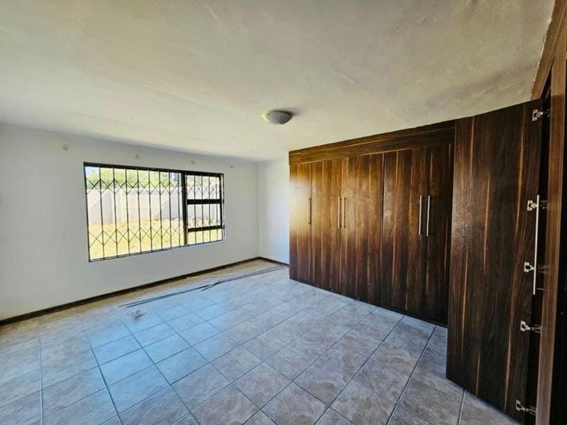 A lease home away from home - Photo 10