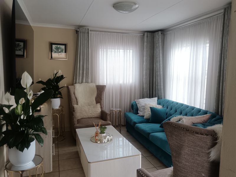 3 Bedroom Home For Sale Kosmosdal - Photo 10