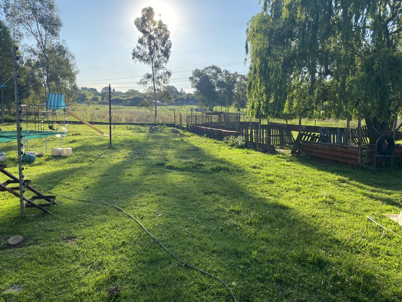 3 Bedroom Small Holding In Benoni AH - Photo 2