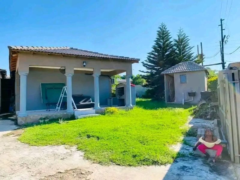 Spacious 4-Bedroom Family Home for Sale in Matsulu Ext 4 - Photo 7