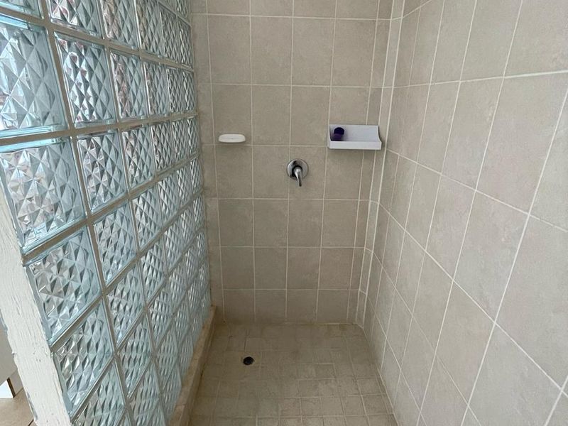 Bachelor’s Cottage on 2.15 Hectares – Development Potential - Photo 8