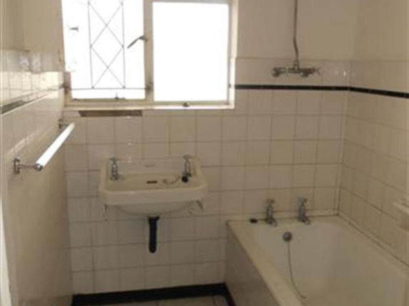 Belgravia - Spacious one bedroom with secure parking - Photo 7