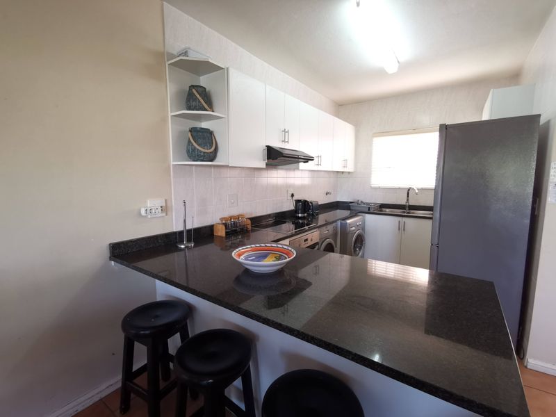 A short stroll to the Beach - Photo 7