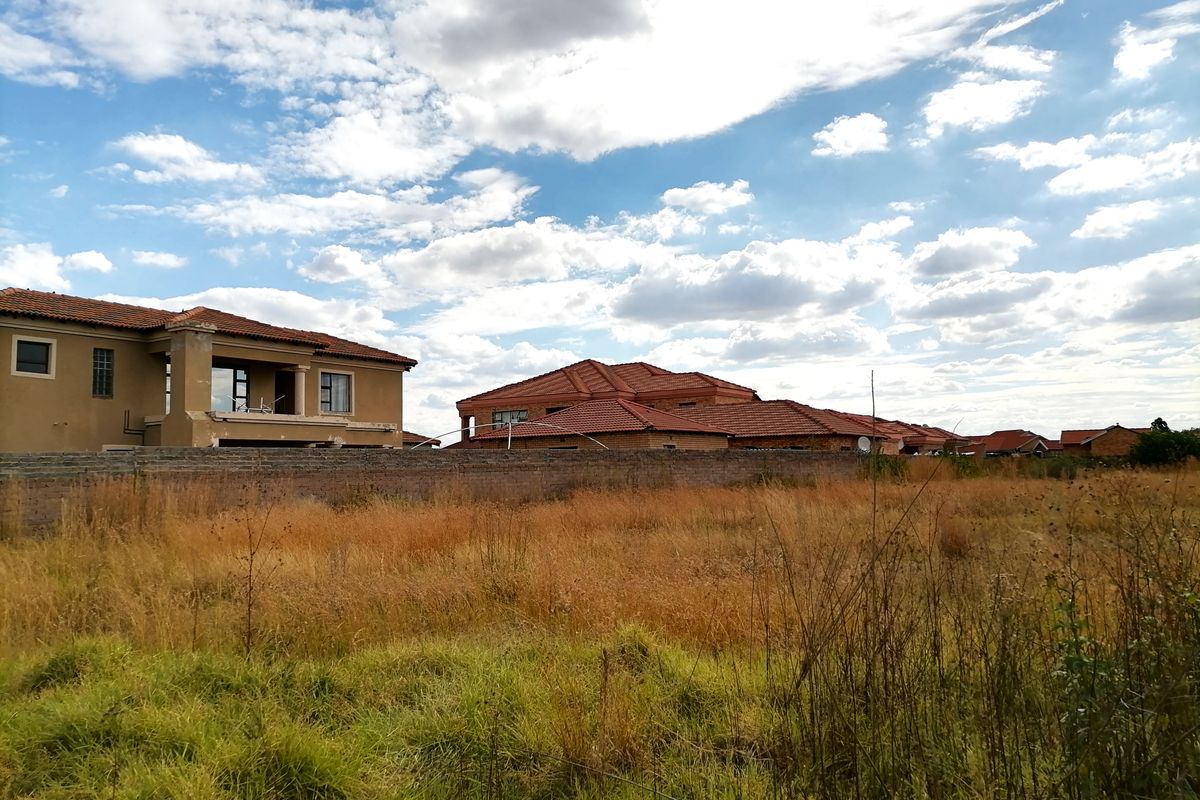 Prime Corner Stand! Build Your Dream Home - Photo 2