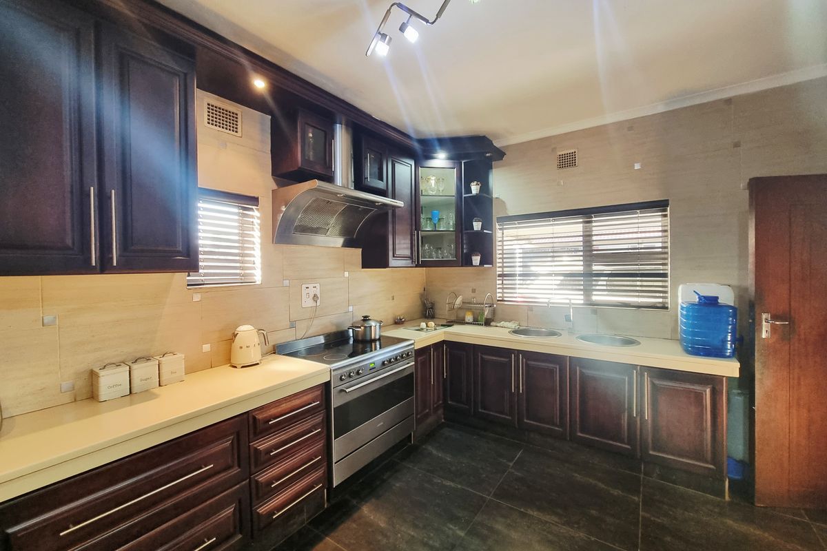 Beautiful house for sale - Photo 3