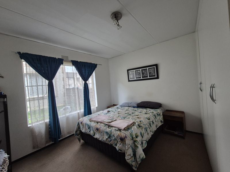 Calling all investors! - Photo 10