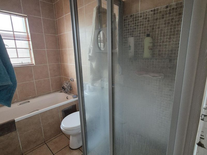 Calling all investors! - Photo 9