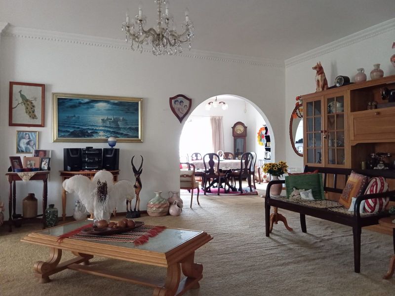 Deceased Estate with Endless Potential Across from Erica Girls Primary. Sole Mandate! - Photo 8