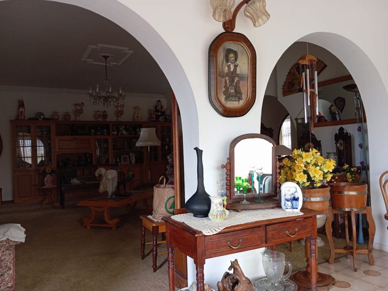 Deceased Estate with Endless Potential Across from Erica Girls Primary. Sole Mandate! - Photo 7