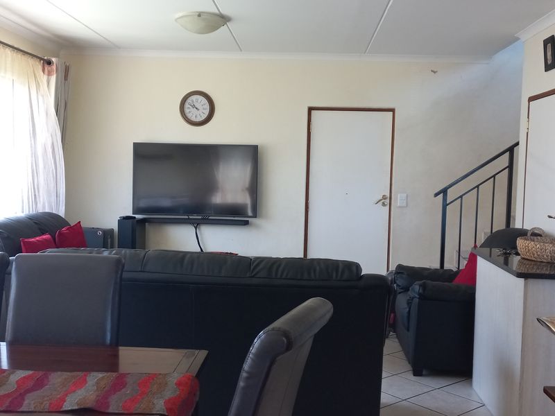 3 Bedroom townhouse for sale in Arundo Estate the reeds - Photo 3