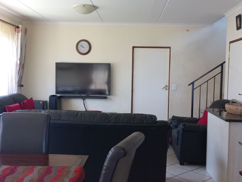 3 Bedroom townhouse for sale in Arundo Estate the reeds - Photo 4