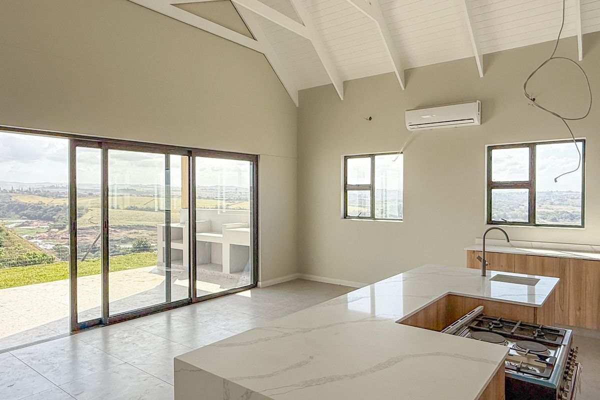 Modern Family Living in Tranquil Springvale Country Estate - Photo 3