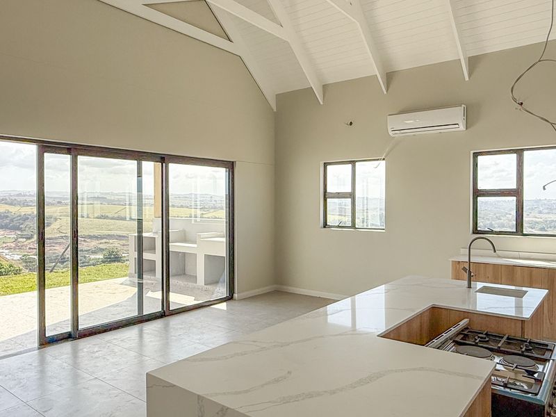 Modern Family Living in Tranquil Springvale Country Estate - Photo 3