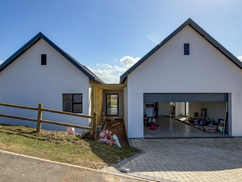 Modern Family Living in Tranquil Springvale Country Estate - Photo 6