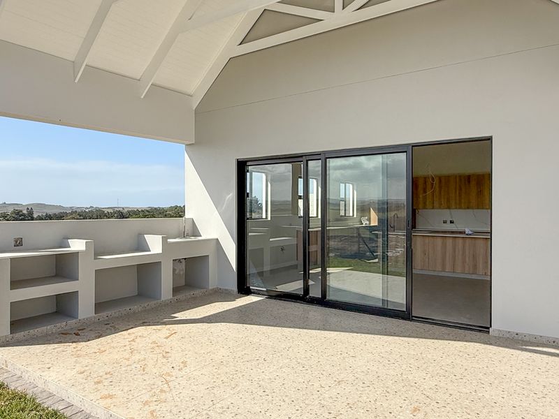 Modern Family Living in Tranquil Springvale Country Estate - Photo 7