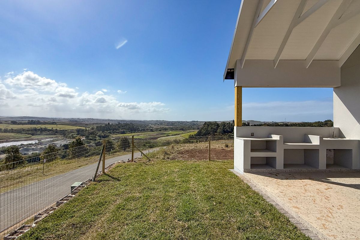 Modern Family Living in Tranquil Springvale Country Estate - Photo 4