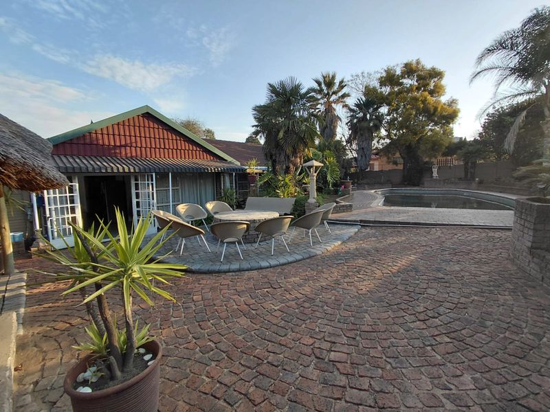 Family Entertainers' Dream!!!! - Photo 4