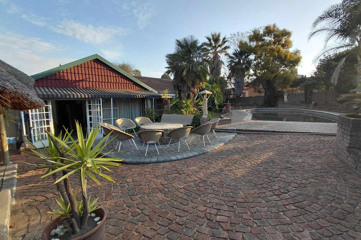 Family Entertainers' Dream!!!! - Photo 4