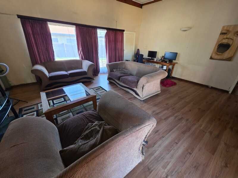 Here’s a professional advertisement you can use: - Photo 3