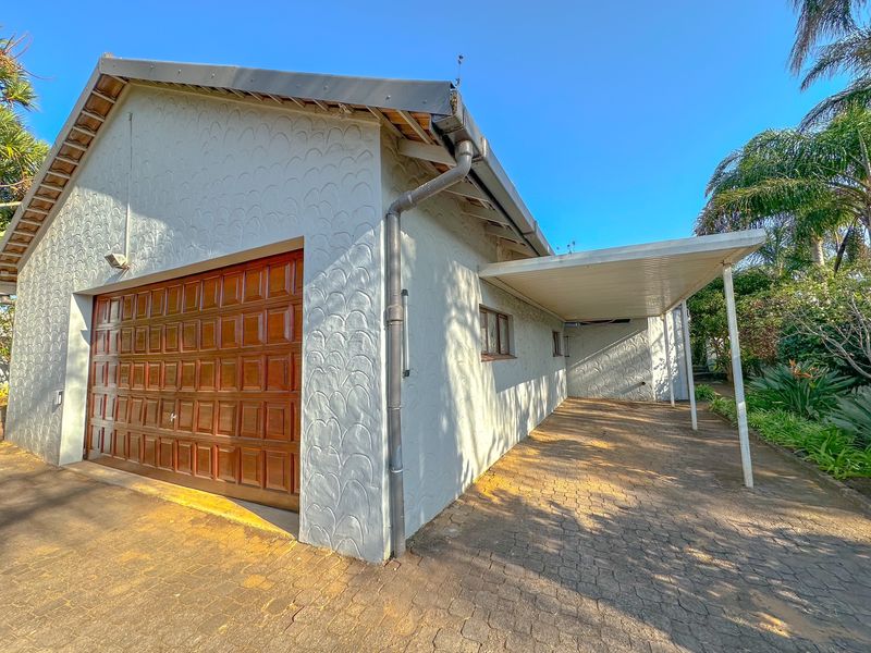 Stunning Family Home with Income-Generating Flat in Sought-After Kildare - Photo 2