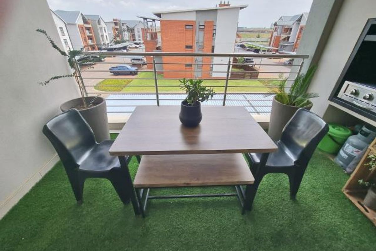 Looking for a Stylish unit in an Upmarket Estate? - Photo 4