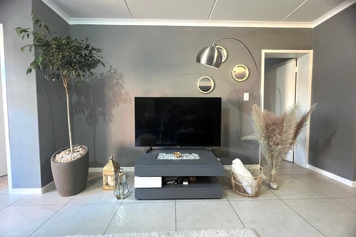 Luxury Living Made Easy – FREE WiFi, Gym & 24/7 Security - Photo 3