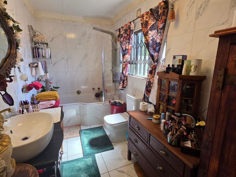 Bargain of the Year in Vaalpark – 2 Houses on 1 Property! - Photo 8