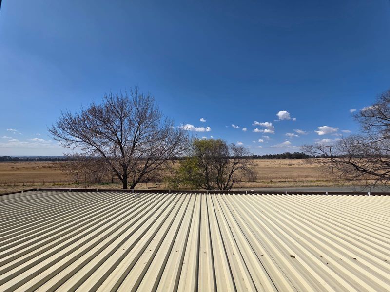 Bargain of the Year in Vaalpark – 2 Houses on 1 Property! - Photo 6