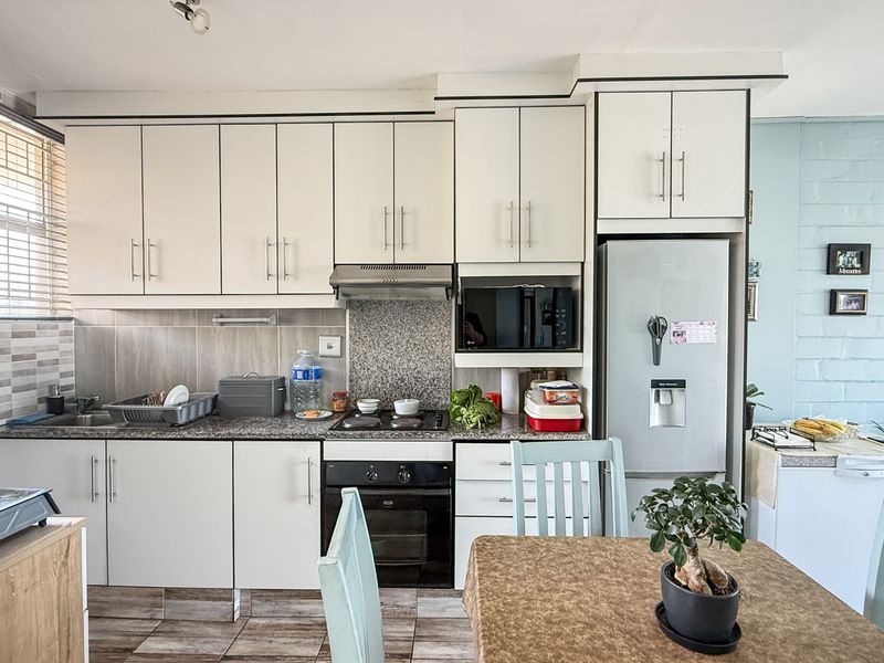 Location Location Location!!! - Photo 5