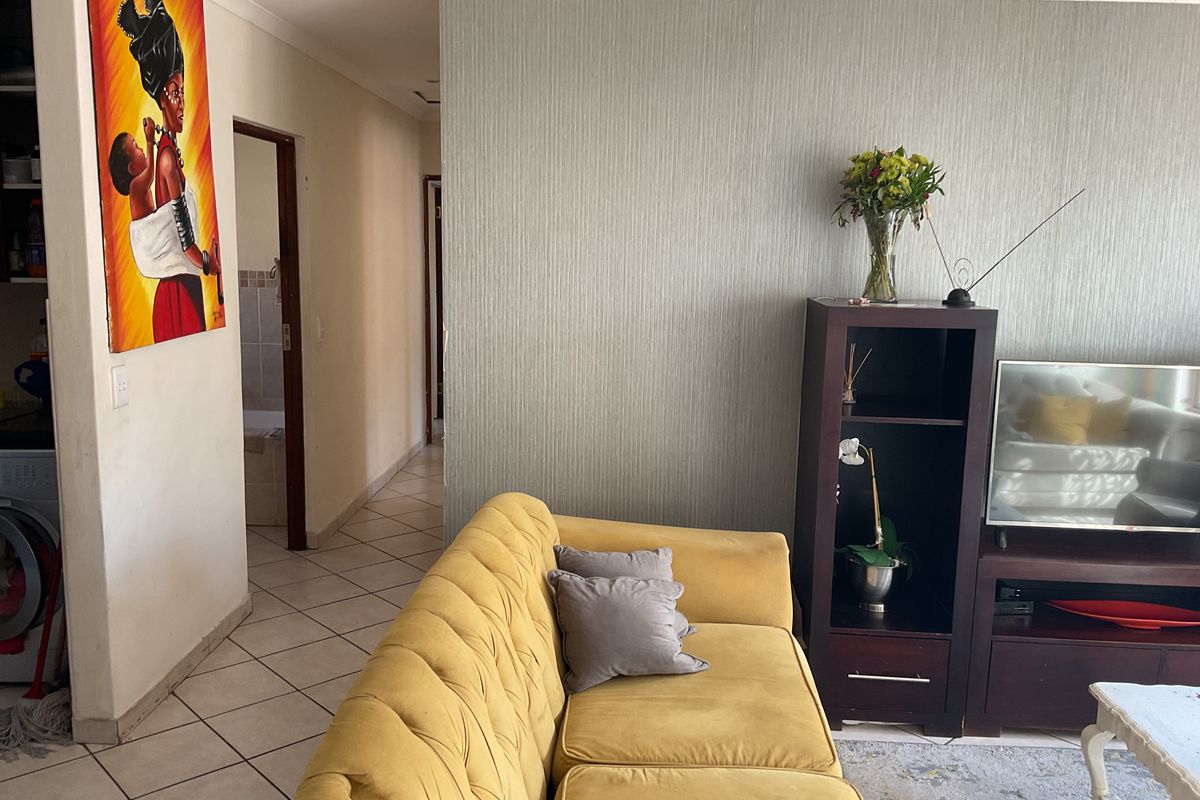 Townhouse For Sale In Centurion - Photo 3