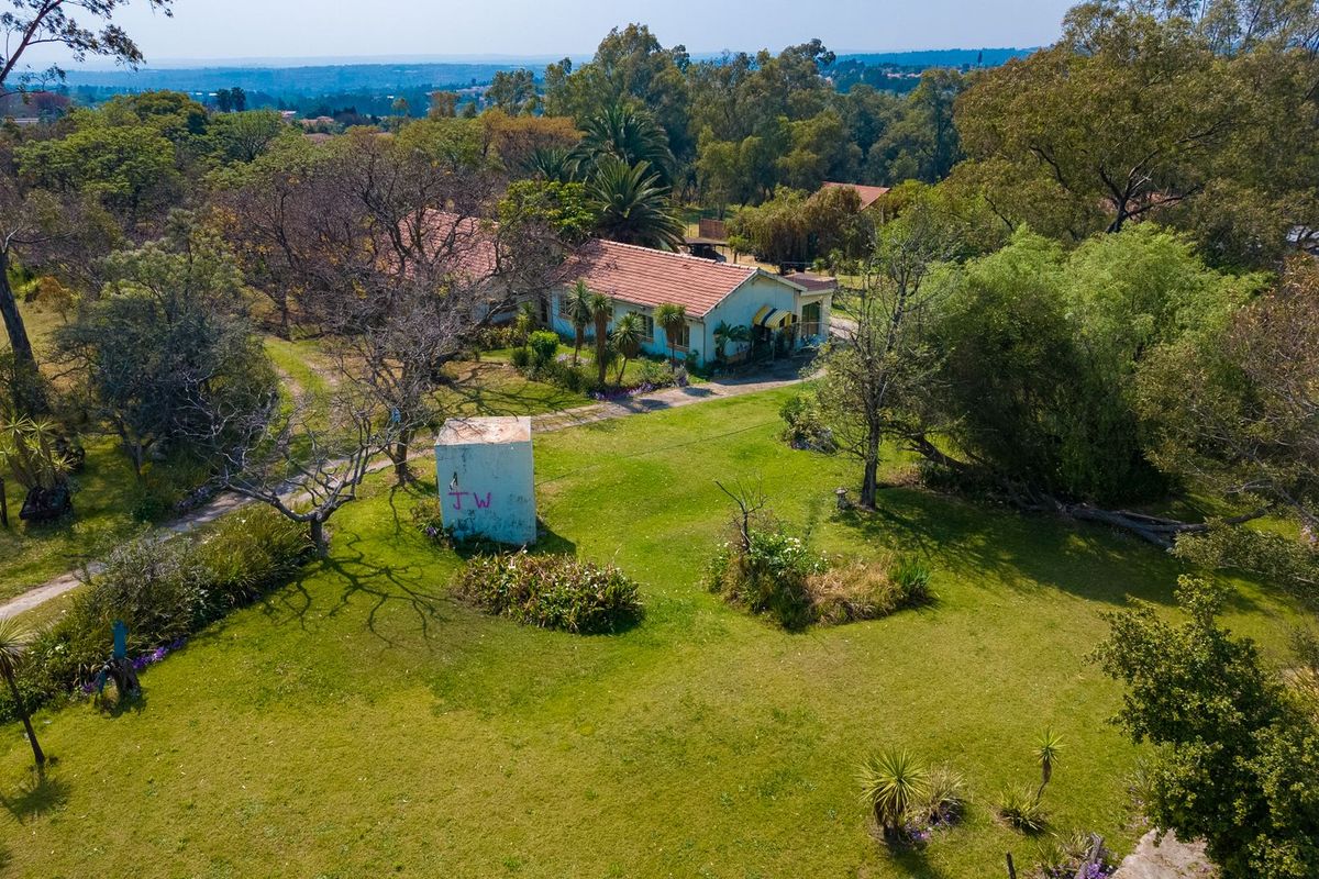 Endless opportunities await you on this piece of Land... - Photo 2