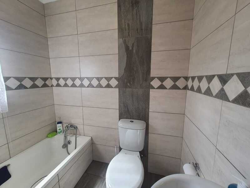 Townhouse In A Secured Complex In SW 2 - Photo 8