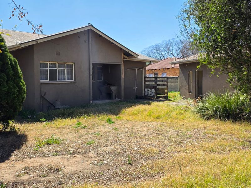 Prime Investment Opportunity for Car Dealership - Photo 2