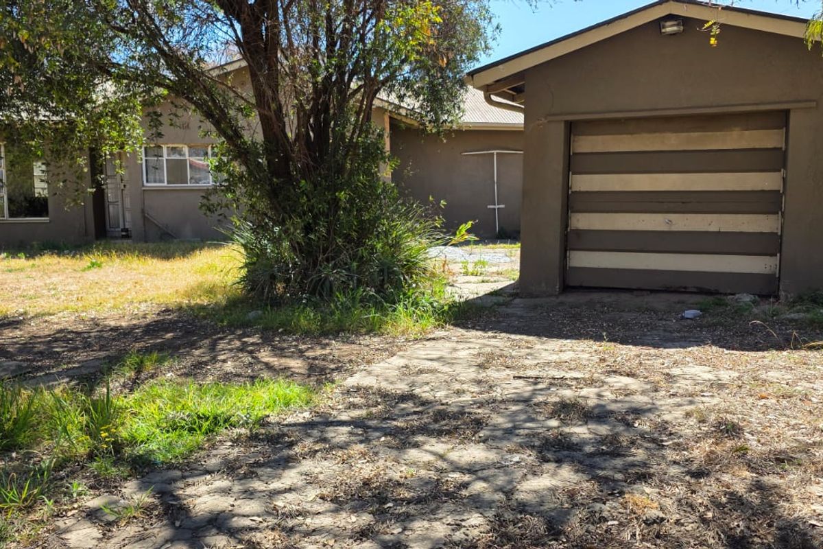 Prime Investment Opportunity for Car Dealership - Photo 3