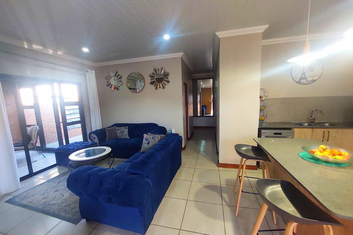 Superb 3 Bedroom House Montana - Photo 4