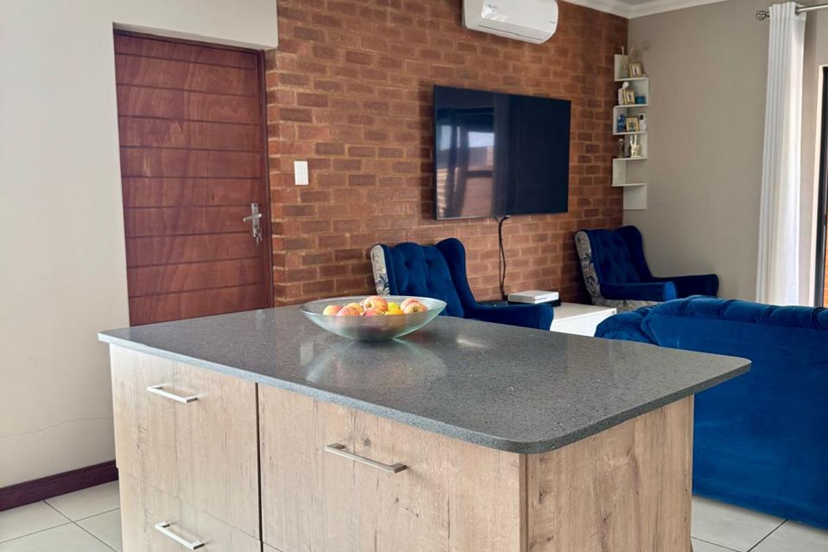 Superb 3 Bedroom House Montana - Photo 5