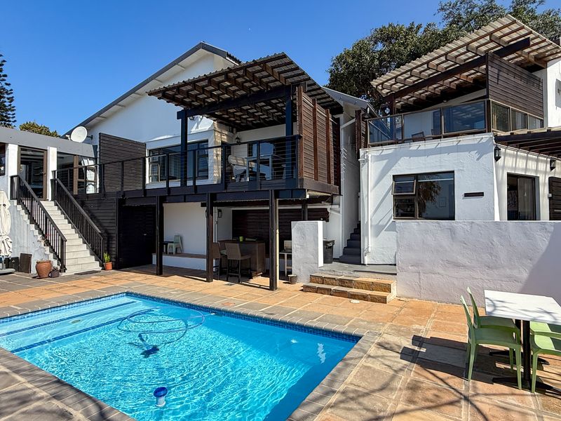 Unique Coastal Investment Opportunity – Five-Unit Beachside Retreat - Photo 4