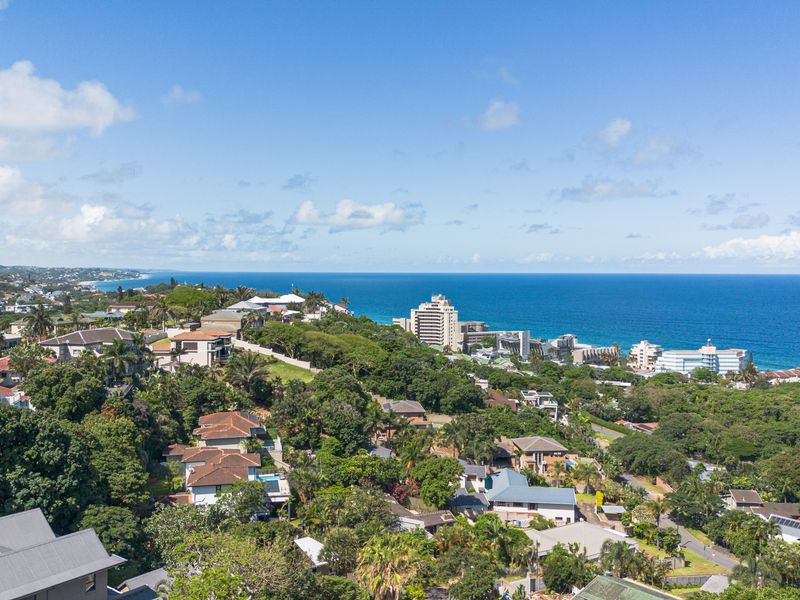 Unique Coastal Investment Opportunity – Five-Unit Beachside Retreat - Photo 2