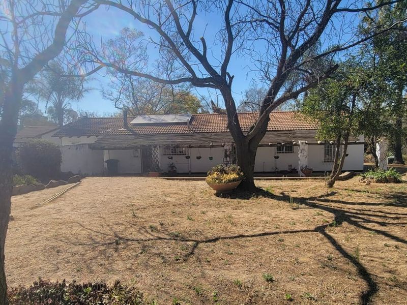 Farmall smallholding easy access from Malibongwe - Photo 2